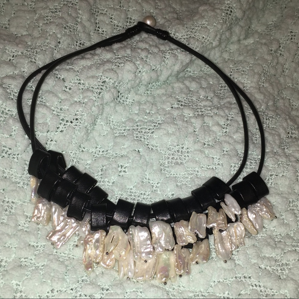 FRESH WATER PEARL Double Leather Strap Necklace